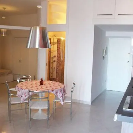 Maryhome Apartment